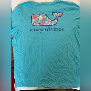 NWT Vineyard Vines Turquoise Tee with Floral Whale